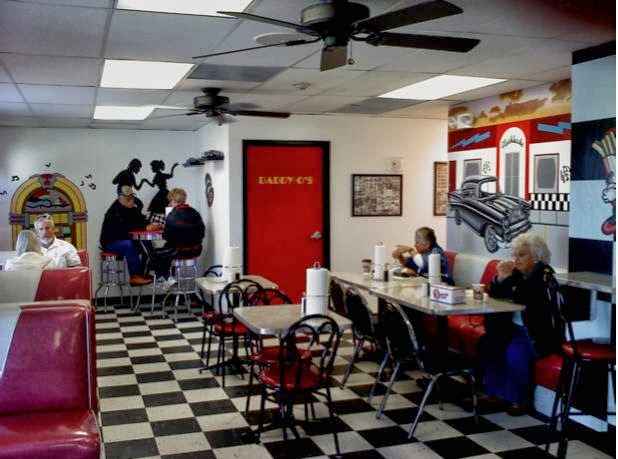 Photo of Flashbacks Diner 1